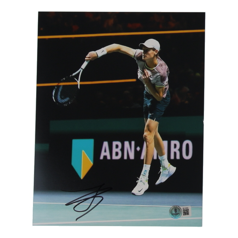 Jannik Sinner Signed 8x10 Photo (Beckett) at PristineAuction.com Jannik Sinner Signed 8x10 Photo (Beckett) at PristineAuction.com