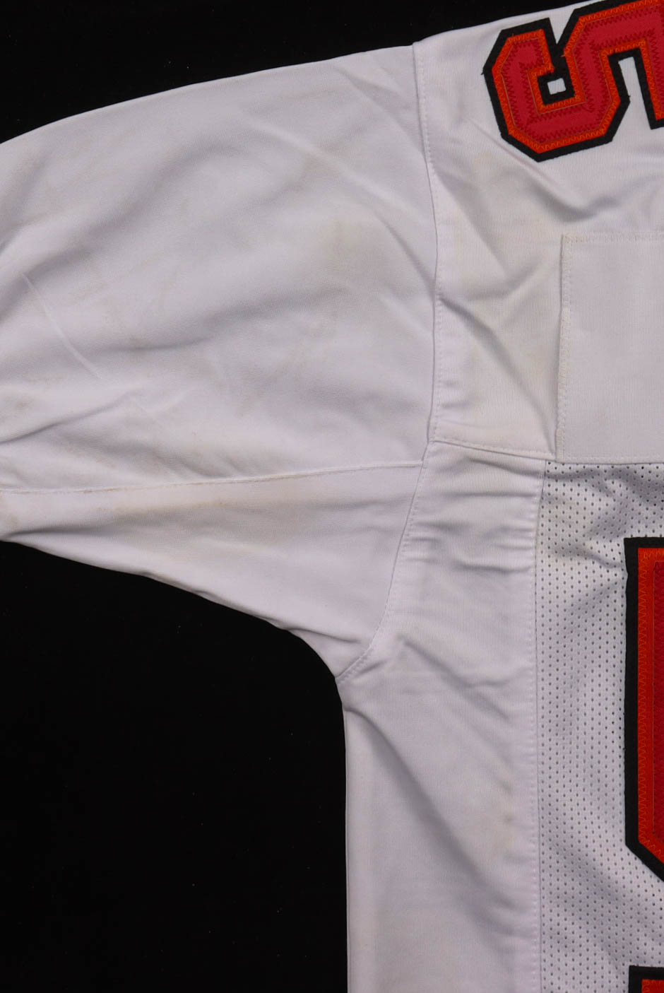 Derrick Brooks Signed Jersey (Beckett) at PristineAuction.com Derrick Brooks Signed Jersey (Beckett) at PristineAuction.com