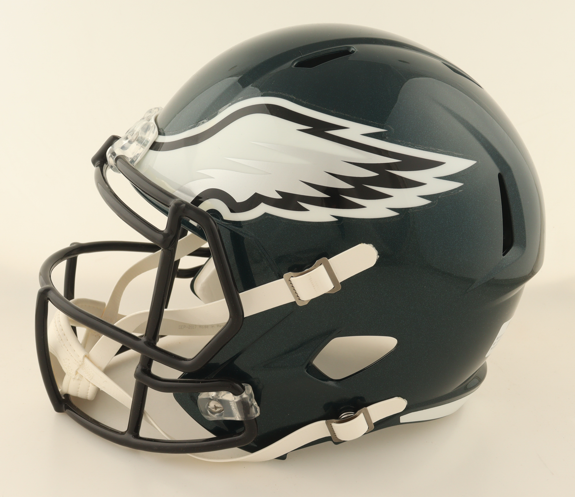 Alshon Jeffery Signed Eagles Full-Size Speed Helmet (Fanatics) at PristineAuction.com Alshon Jeffery Signed Eagles Full-Size Speed Helmet (Fanatics) at PristineAuction.com