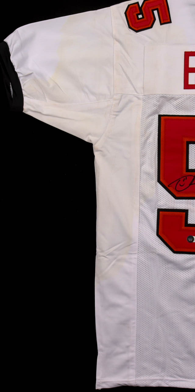 Derrick Brooks Signed Jersey (Beckett) at PristineAuction.com Derrick Brooks Signed Jersey (Beckett) at PristineAuction.com