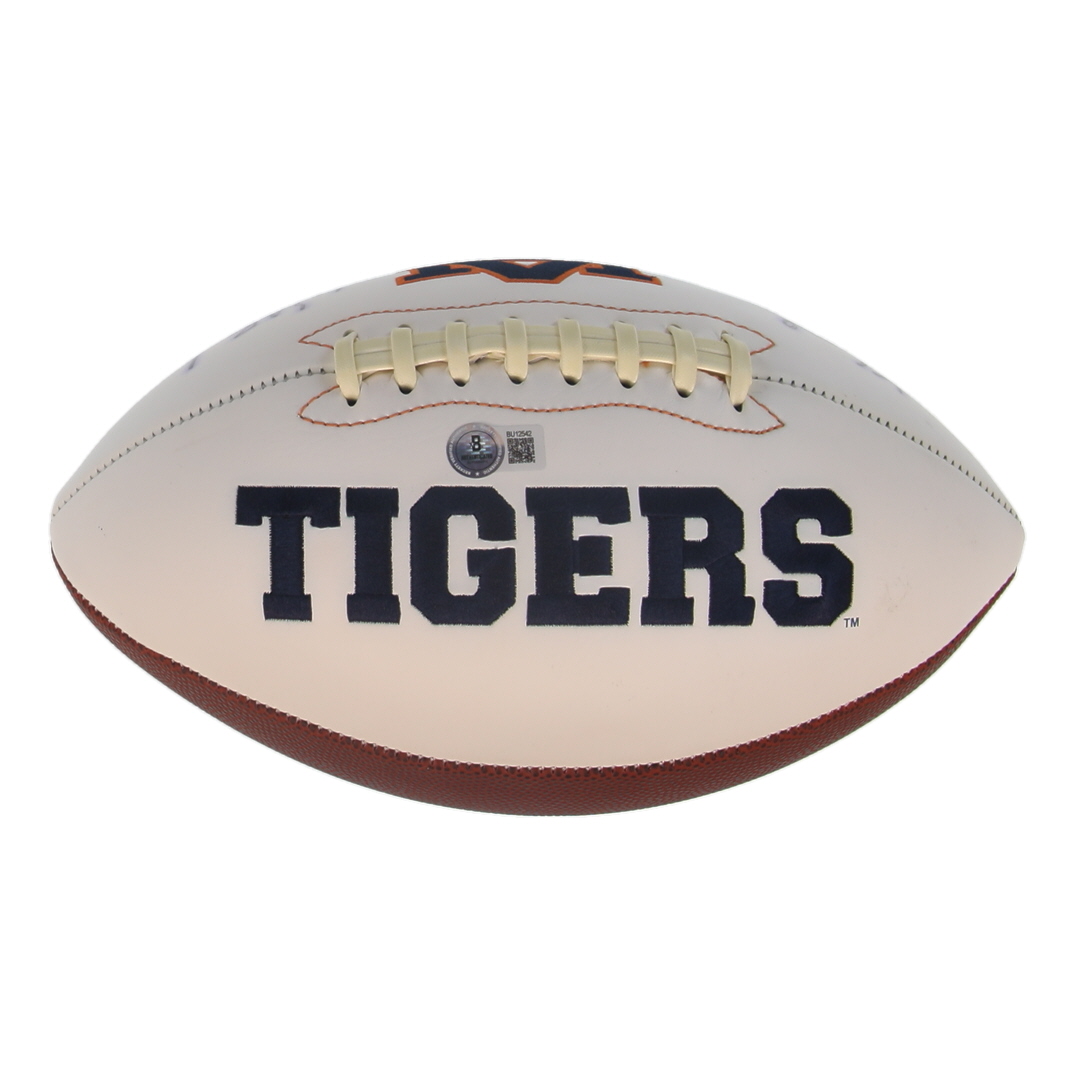 Kevin Greene Signed Auburn Tigers Logo Football Inscribed "War Eagle!" (Beckett) at PristineAuction.com Kevin Greene Signed Auburn Tigers Logo Football Inscribed "War Eagle!" (Beckett) at PristineAuction.com
