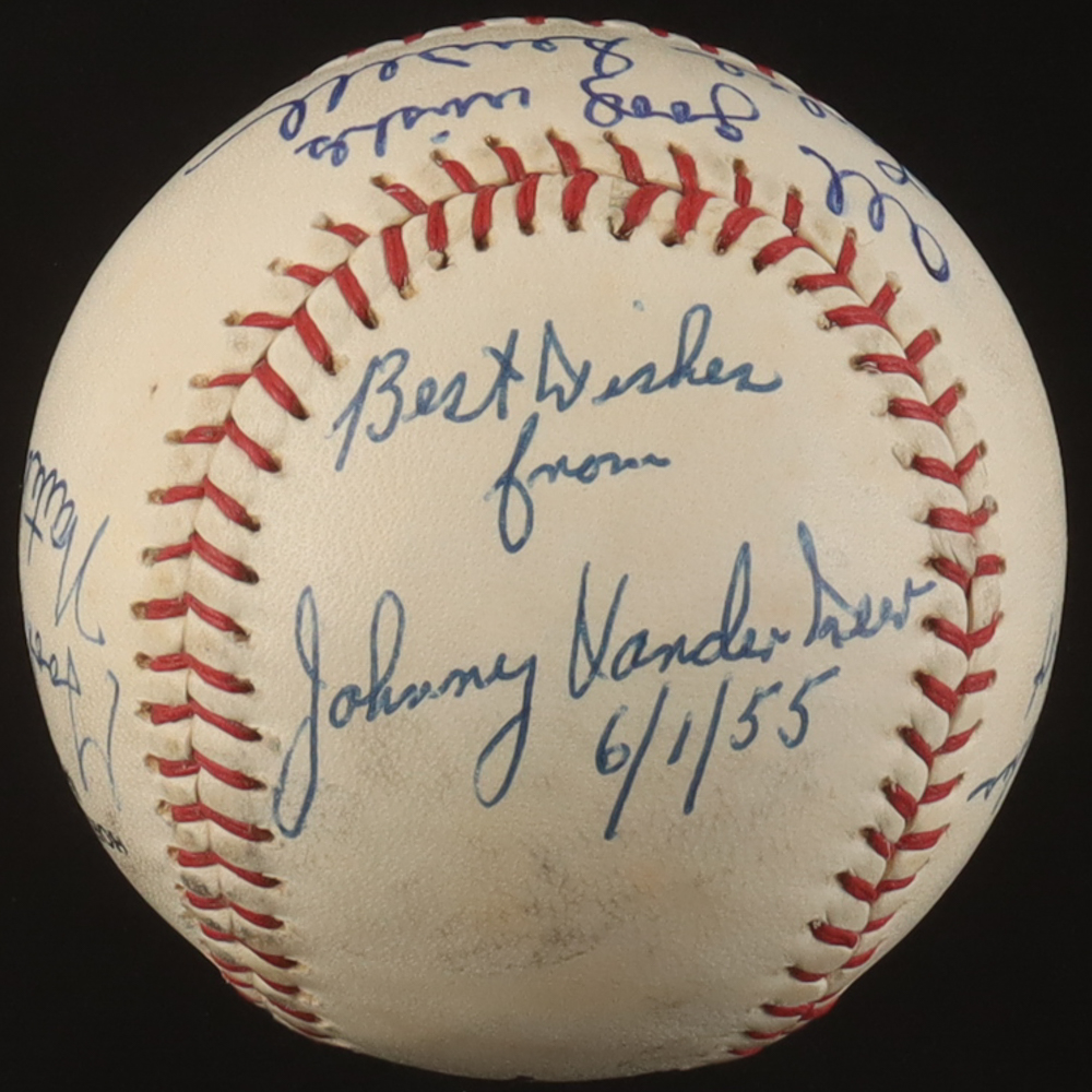 Official Worth Baseball Signed By (4) With Waite Hoyt, Johnny Vander Meer, Pete Fox & Luke Sewell With Multiple Inscriptions (JSA) at PristineAuction.com Official Worth Baseball Signed By (4) With Waite Hoyt, Johnny Vander Meer, Pete Fox & Luke Sewell With Multiple Inscriptions (JSA) at PristineAuction.com