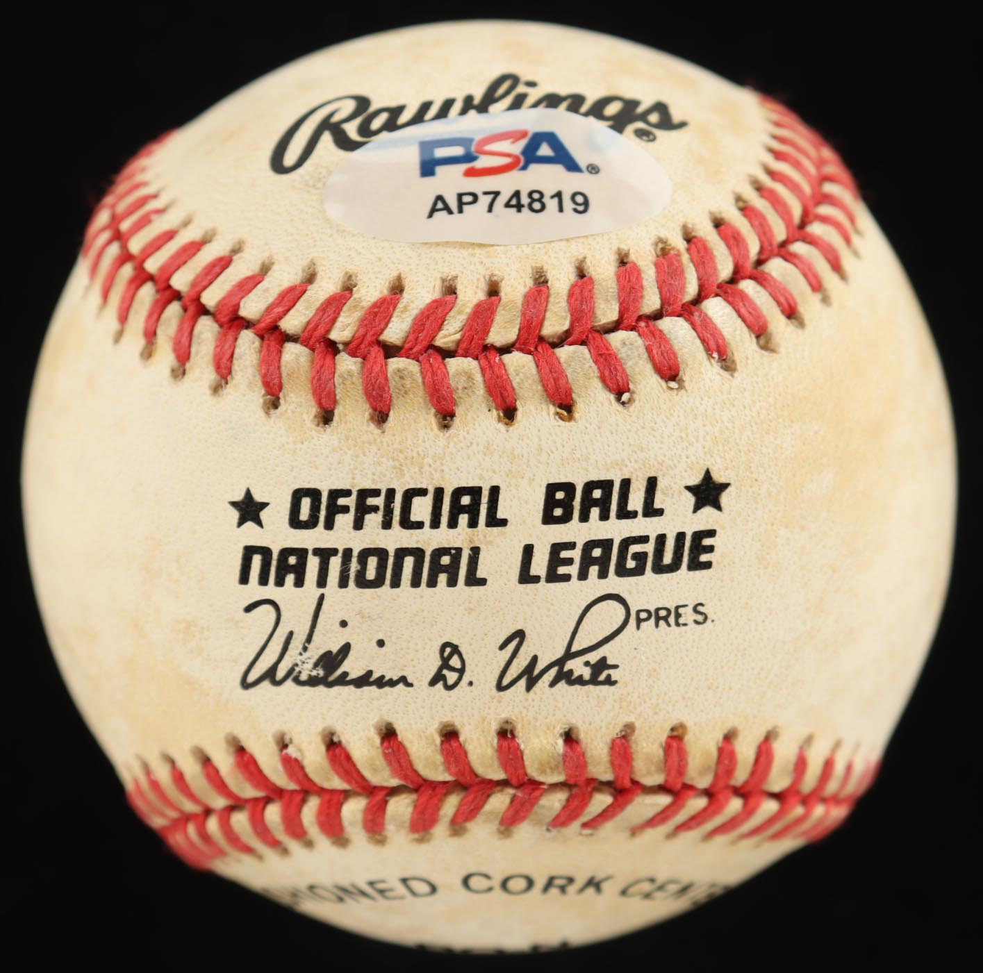 Lou Brock Signed ONL Baseball Inscribed "SB 938" (PSA) at PristineAuction.com Lou Brock Signed ONL Baseball Inscribed "SB 938" (PSA) at PristineAuction.com