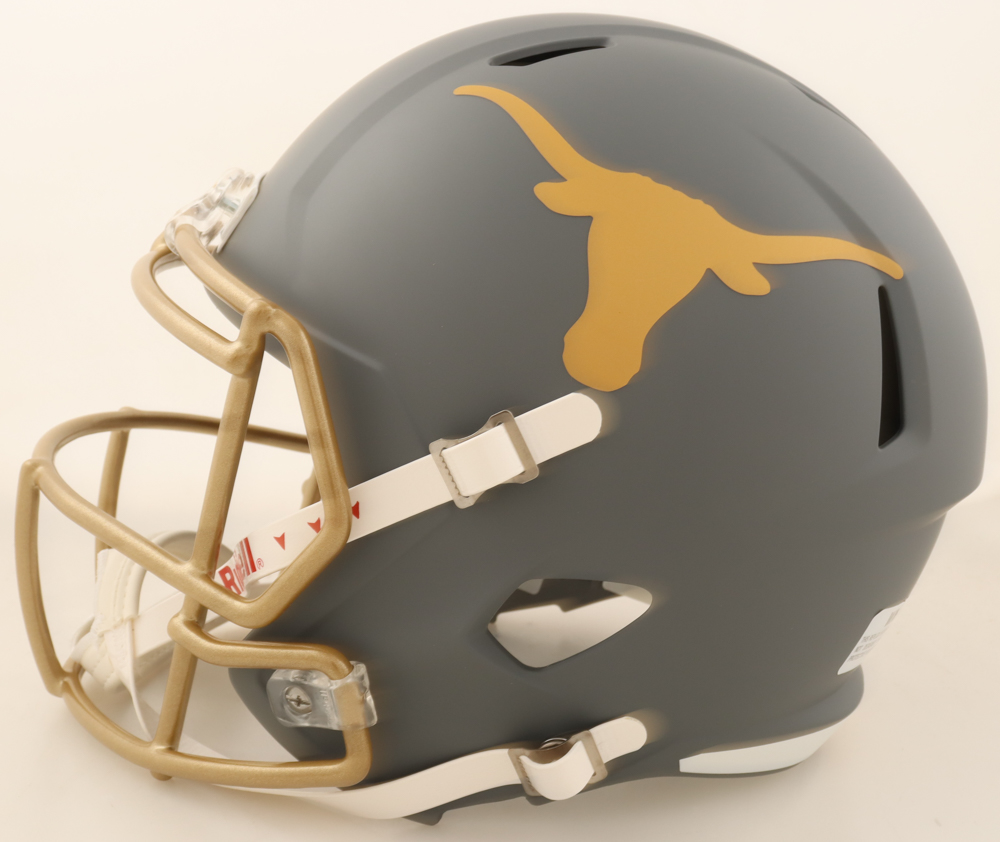 Vince Young Signed Texas Longhorns Full-Size Slate Alternate Speed Helmet Inscribed "'05 Nat'l Champs" (Schwartz Sports) at PristineAuction.com Vince Young Signed Texas Longhorns Full-Size Slate Alternate Speed Helmet Inscribed "'05 Nat'l Champs" (Schwartz Sports) at PristineAuction.com