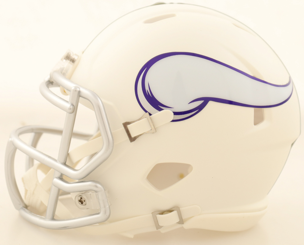 Justin Jefferson Signed Vikings Speed Mini Helmet (Beckett) at PristineAuction.com Justin Jefferson Signed Vikings Speed Mini Helmet (Beckett) at PristineAuction.com