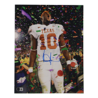 Vince Young Signed Texas Longhorns 11x14 Photo (Beckett) at PristineAuction.com