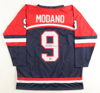 Mike Modano Signed Jersey (Beckett) at PristineAuction.com