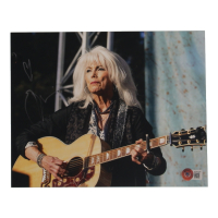 Emmylou Harris Signed 8x10 Photo (Beckett) at PristineAuction.com