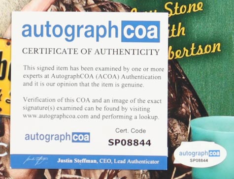 Si Robertson Signed "Duck Dynasty" 8x10 Photo (ACOA) at PristineAuction.com Si Robertson Signed "Duck Dynasty" 8x10 Photo (ACOA) at PristineAuction.com