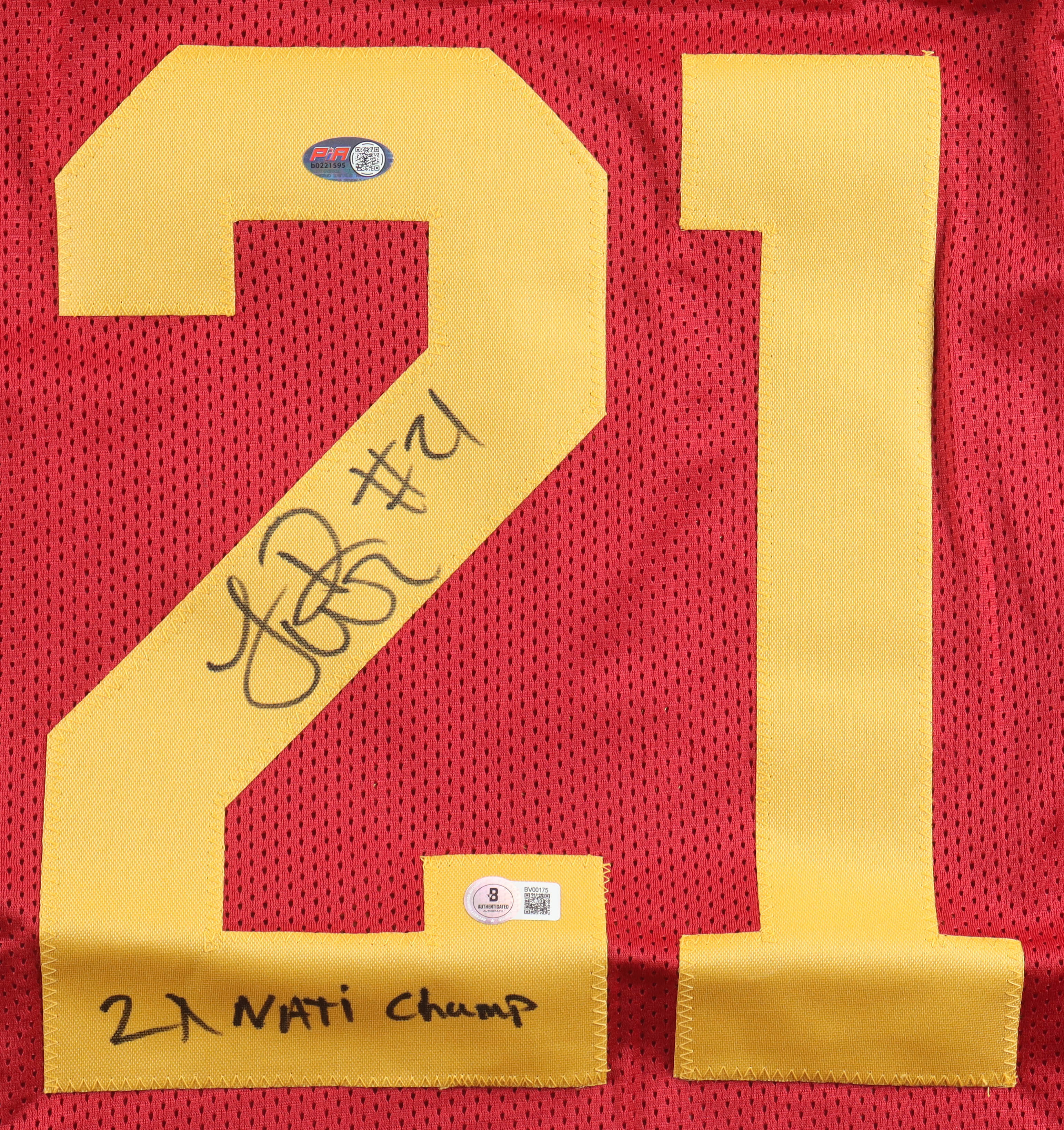 LenDale White Signed Jersey Inscribed "2x NATL Champ" (Beckett) at PristineAuction.com LenDale White Signed Jersey Inscribed "2x NATL Champ" (Beckett) at PristineAuction.com