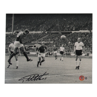 Sir Geoff Hurst Signed England 8x10 Photo (Beckett) at PristineAuction.com