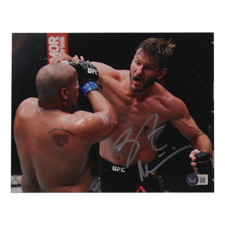 Stipe Miocic Signed UFC 8x10 Photo (Beckett) at PristineAuction.com Stipe Miocic Signed UFC 8x10 Photo (Beckett) at PristineAuction.com