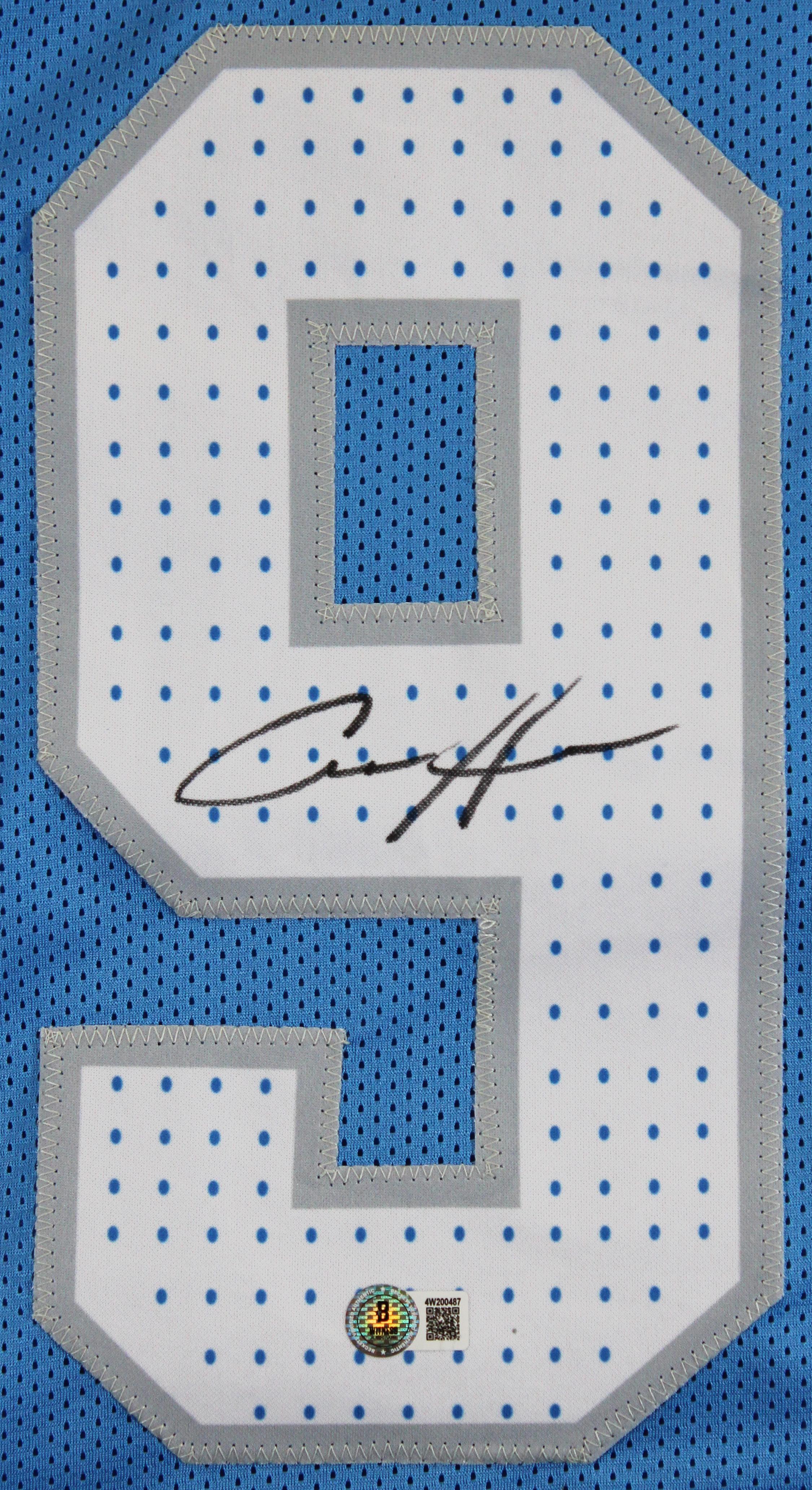 Aidan Hutchinson Signed Jersey (Beckett) at PristineAuction.com Aidan Hutchinson Signed Jersey (Beckett) at PristineAuction.com