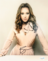 Leah Remini Signed 8x10 Photo (ACOA) at PristineAuction.com
