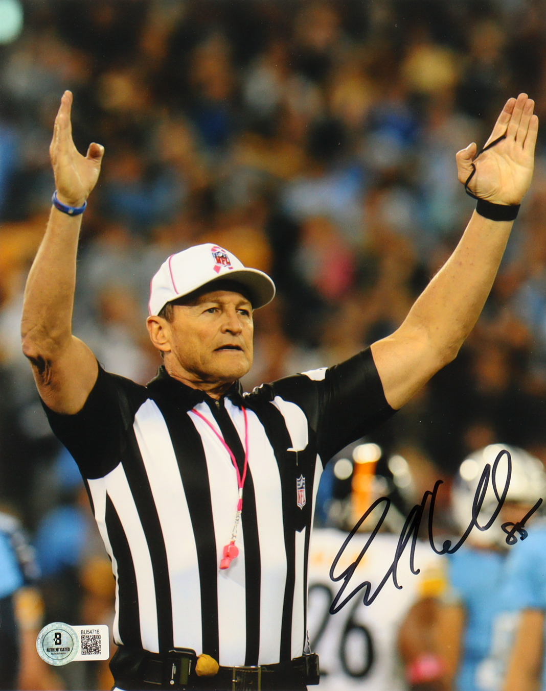 Ed Hochuli Signed 8x10 Photo (Beckett) at PristineAuction.com Ed Hochuli Signed 8x10 Photo (Beckett) at PristineAuction.com