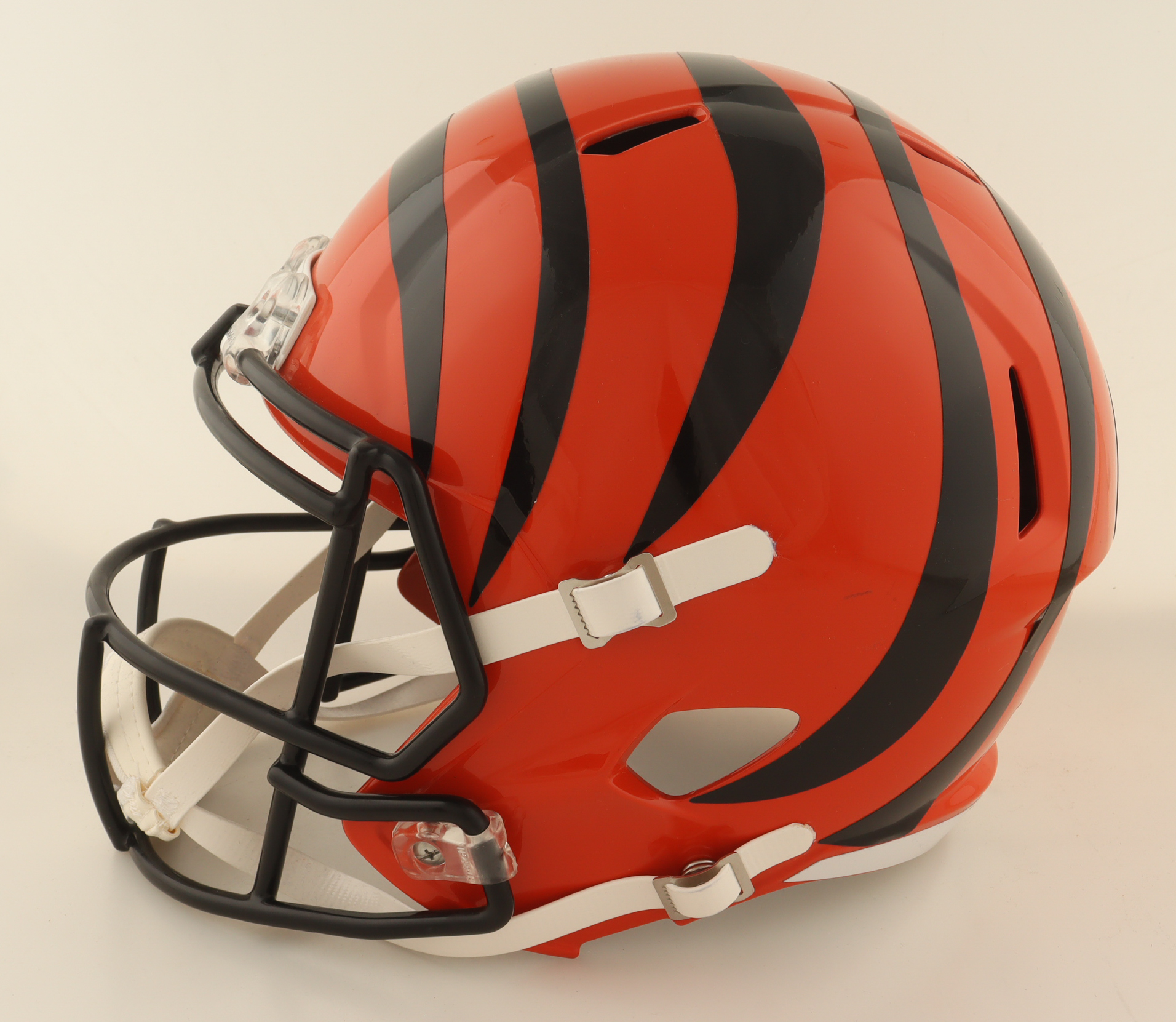 Joe Burrow Signed Bengals Full-Size Speed Helmet (Fanatics) at PristineAuction.com Joe Burrow Signed Bengals Full-Size Speed Helmet (Fanatics) at PristineAuction.com