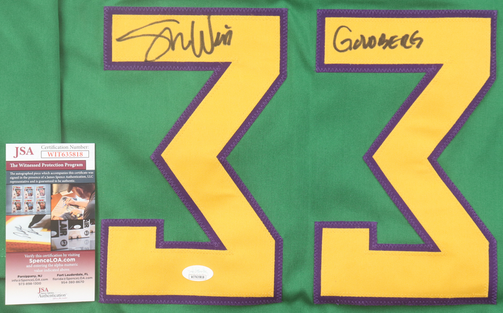 Shaun Weiss Signed Jersey Inscribed "Goldberg" (JSA) at PristineAuction.com Shaun Weiss Signed Jersey Inscribed "Goldberg" (JSA) at PristineAuction.com