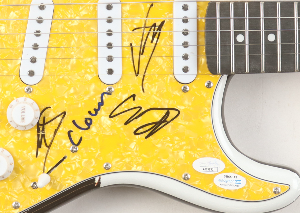 "Slipknot" 39" Electric Guitar Band-Signed By (4) With Corey Taylor, Jay Weinberg, Shawn Crahan, Sid Wilson (ACOA & JSA) at PristineAuction.com "Slipknot" 39" Electric Guitar Band-Signed By (4) With Corey Taylor, Jay Weinberg, Shawn Crahan, Sid Wilson (ACOA & JSA) at PristineAuction.com