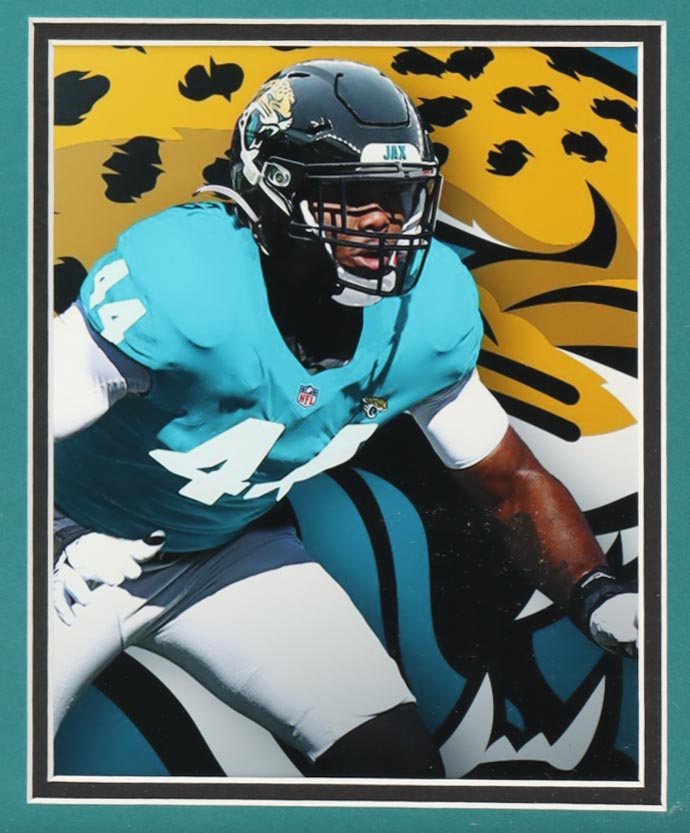 Travon Walker Signed Custom Framed Jersey Display (Beckett) at PristineAuction.com Travon Walker Signed Custom Framed Jersey Display (Beckett) at PristineAuction.com