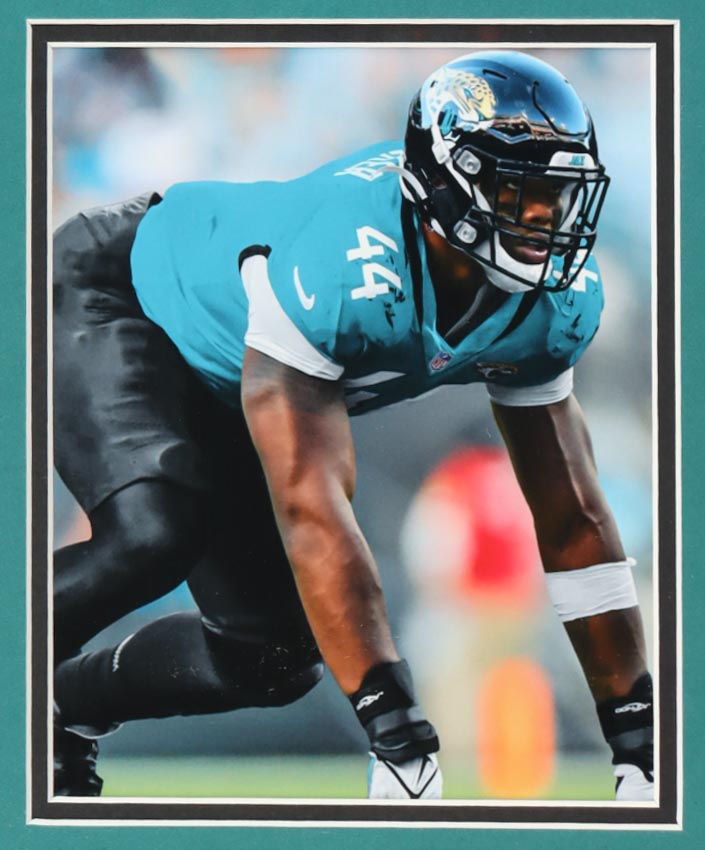 Travon Walker Signed Custom Framed Jersey Display (Beckett) at PristineAuction.com Travon Walker Signed Custom Framed Jersey Display (Beckett) at PristineAuction.com