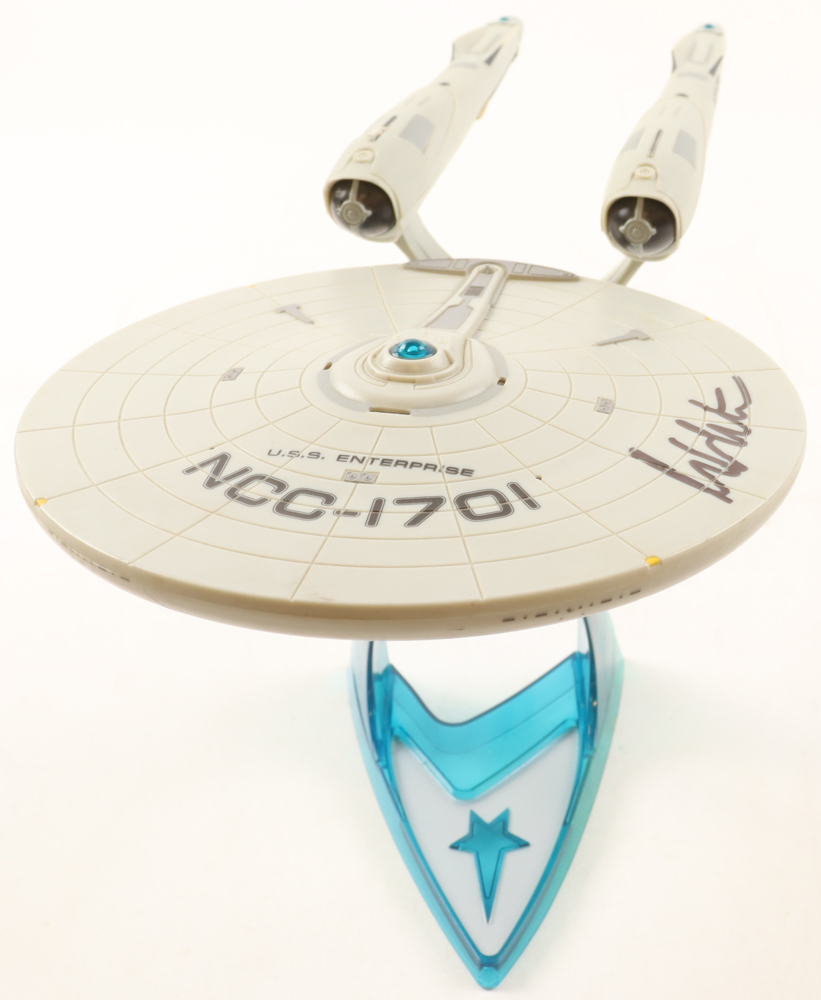 William Shatner Signed "Star Trek" Enterprise 15" Light-Up Figurine (JSA) at PristineAuction.com William Shatner Signed "Star Trek" Enterprise 15" Light-Up Figurine (JSA) at PristineAuction.com