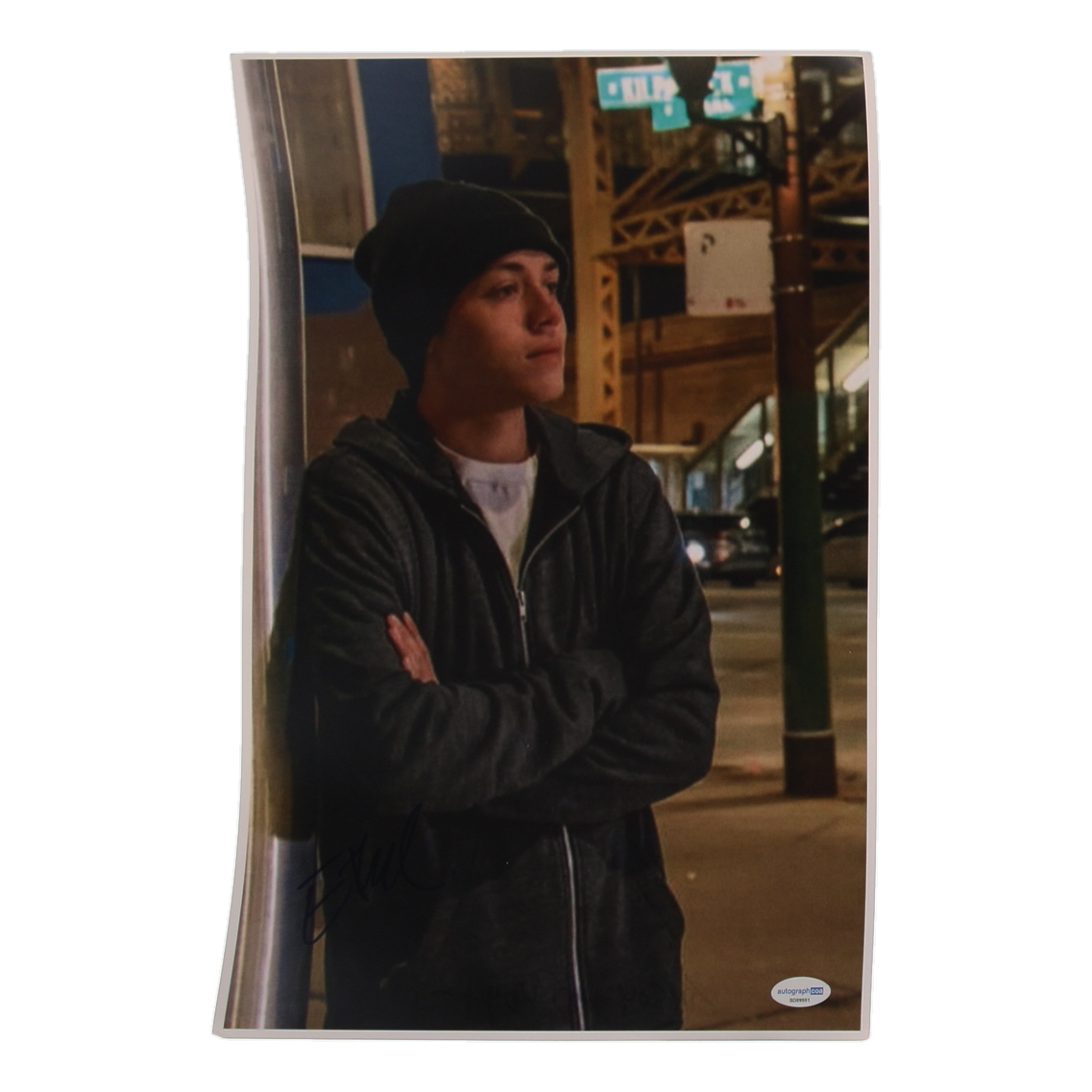 Ethan Cutkosky Signed "Shameless" 11x17 Photo (ACOA) at PristineAuction.com Ethan Cutkosky Signed "Shameless" 11x17 Photo (ACOA) at PristineAuction.com