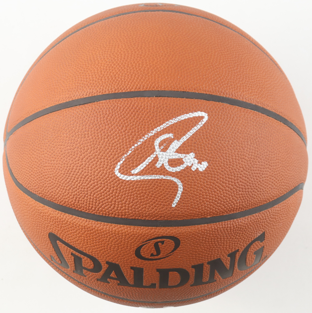 Stephen Curry Signed NBA Basketball (JSA) at PristineAuction.com Stephen Curry Signed NBA Basketball (JSA) at PristineAuction.com
