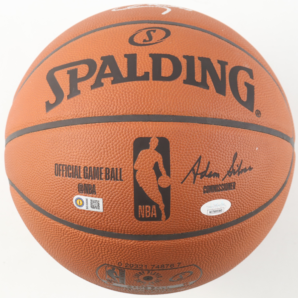 Stephen Curry Signed NBA Basketball (JSA) at PristineAuction.com Stephen Curry Signed NBA Basketball (JSA) at PristineAuction.com
