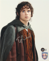 Elijah Wood Signed "The Lord of the Rings" 8x10 Photo (Official Pix & Beckett) at PristineAuction.com