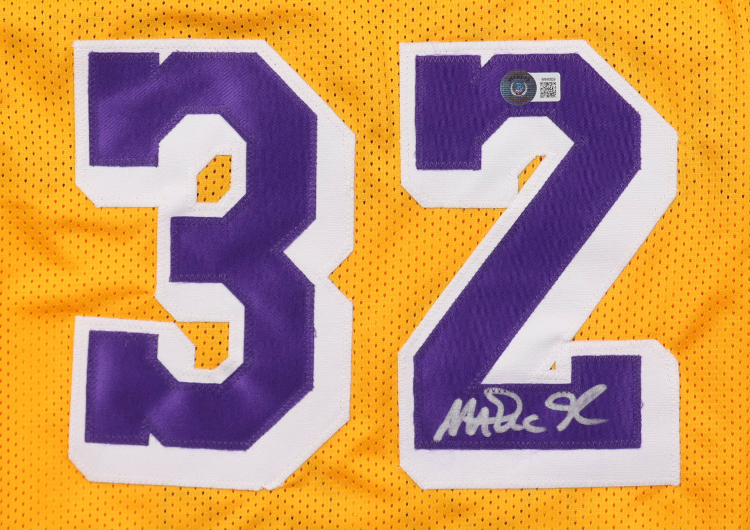 Magic Johnson Signed Jersey (Beckett) at PristineAuction.com Magic Johnson Signed Jersey (Beckett) at PristineAuction.com