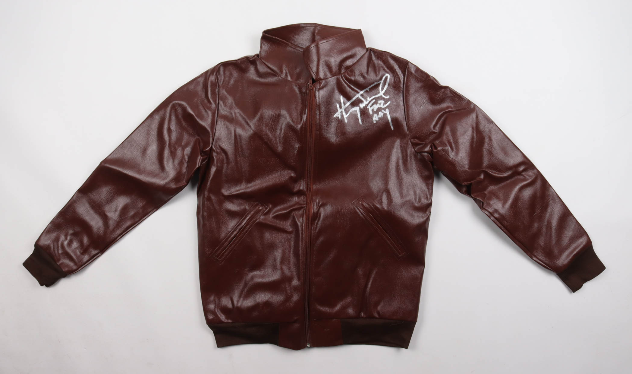 Henry Winkler Signed "Happy Days" Jacket Inscribed "Aaay, Fonz" (CX By Steiner) at PristineAuction.com Henry Winkler Signed "Happy Days" Jacket Inscribed "Aaay, Fonz" (CX By Steiner) at PristineAuction.com