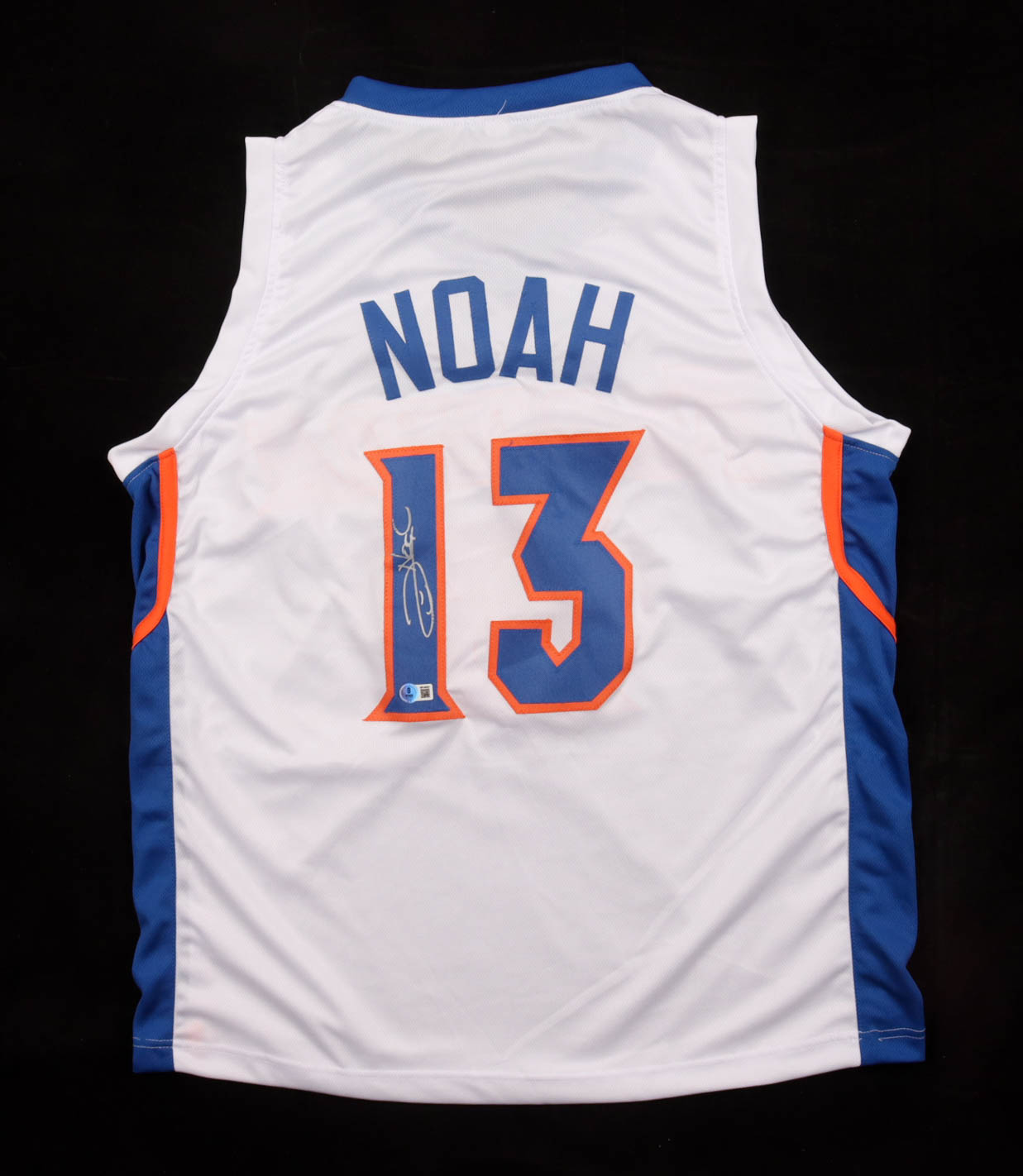 Joakim Noah Signed Jersey (Beckett) at PristineAuction.com Joakim Noah Signed Jersey (Beckett) at PristineAuction.com