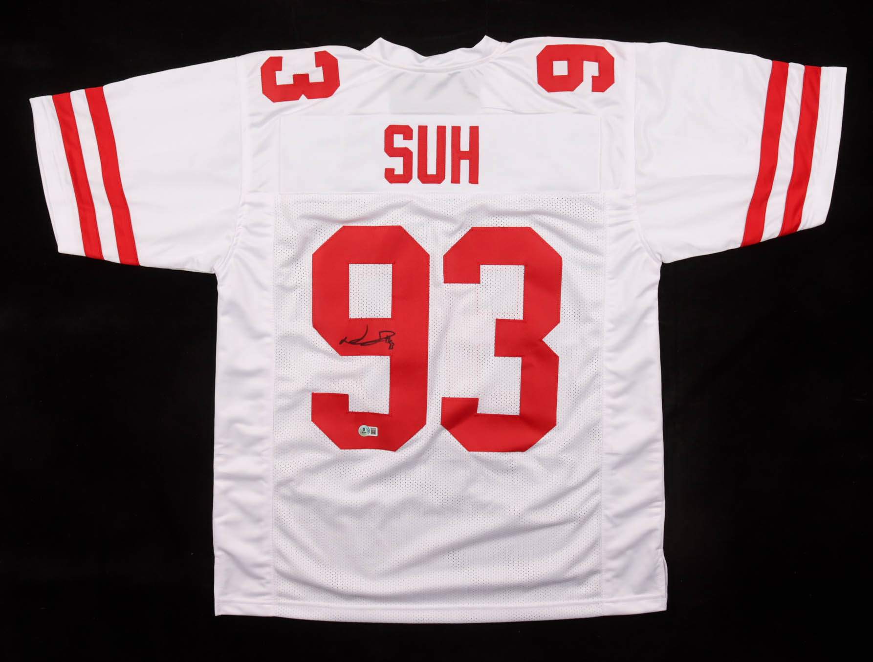 Ndamukong Suh Signed Jersey (Beckett) at PristineAuction.com Ndamukong Suh Signed Jersey (Beckett) at PristineAuction.com
