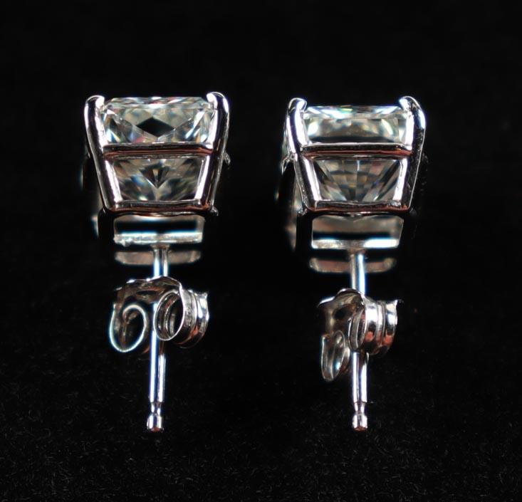 New INTERNALLY FLAWLESS 2.03 CTW Lab Grown Pair of Diamond Earrings E Color | Estimated Retail Value: $4,600 (UGL & IGI) at PristineAuction.com New INTERNALLY FLAWLESS 2.03 CTW Lab Grown Pair of Diamond Earrings E Color | Estimated Retail Value: $4,600 (UGL & IGI) at PristineAuction.com