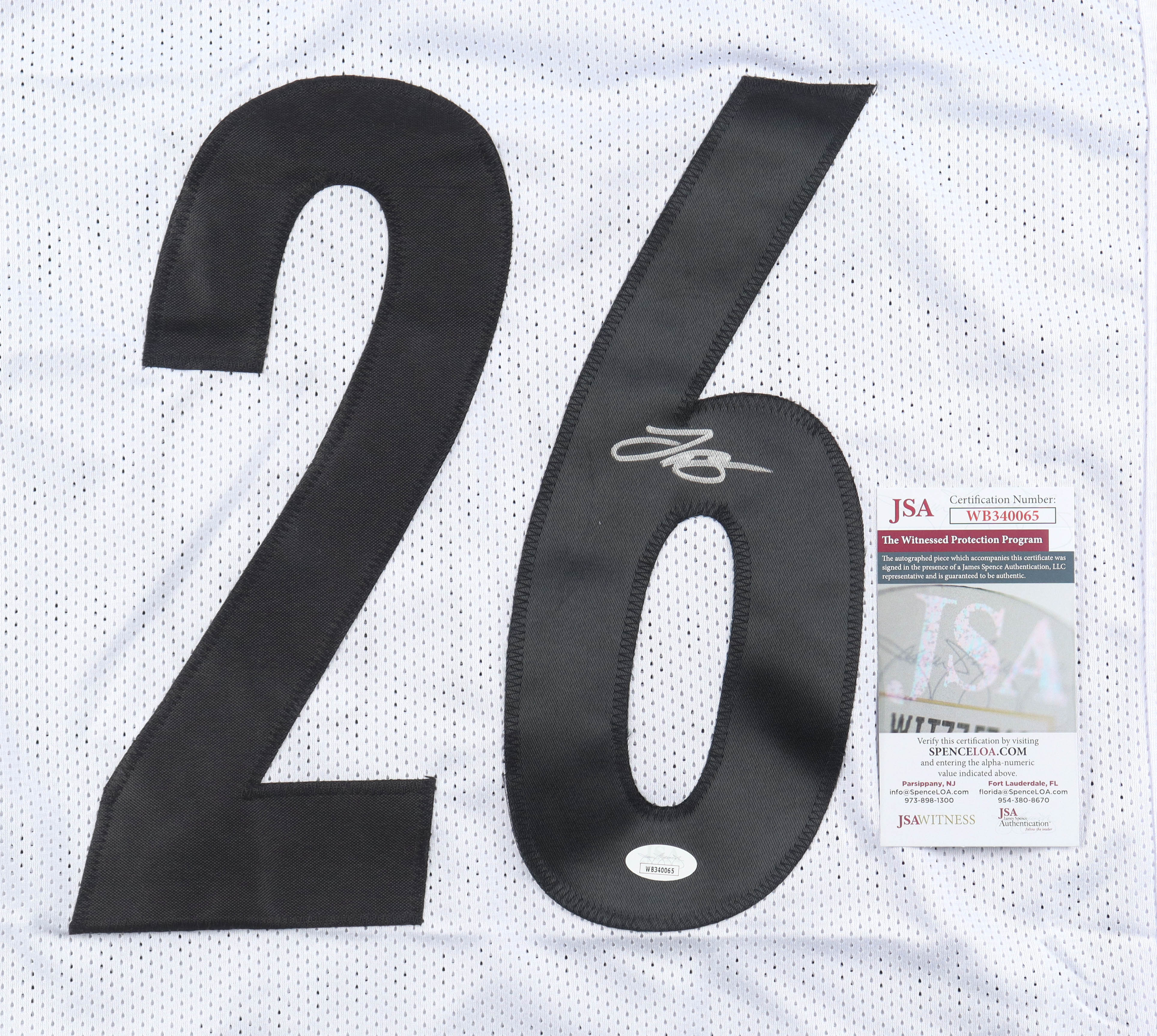 LeVeon Bell Signed Jersey (JSA) at PristineAuction.com LeVeon Bell Signed Jersey (JSA) at PristineAuction.com