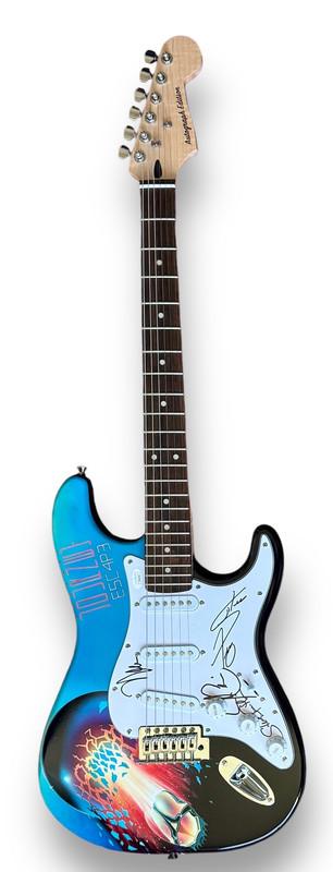 "Journey" Custom Stratocaster Guitar Band-Signed By (4) with Steve Perry, Neal Schon, Jonathan Cain & Steve Smith (JSA) at PristineAuction.com "Journey" Custom Stratocaster Guitar Band-Signed By (4) with Steve Perry, Neal Schon, Jonathan Cain & Steve Smith (JSA) at PristineAuction.com