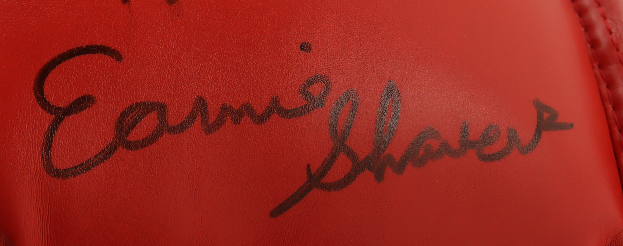 Earnie Shavers Signed Everlast Boxing Glove With Extensive Inscription (Shavers) at PristineAuction.com Earnie Shavers Signed Everlast Boxing Glove With Extensive Inscription (Shavers) at PristineAuction.com