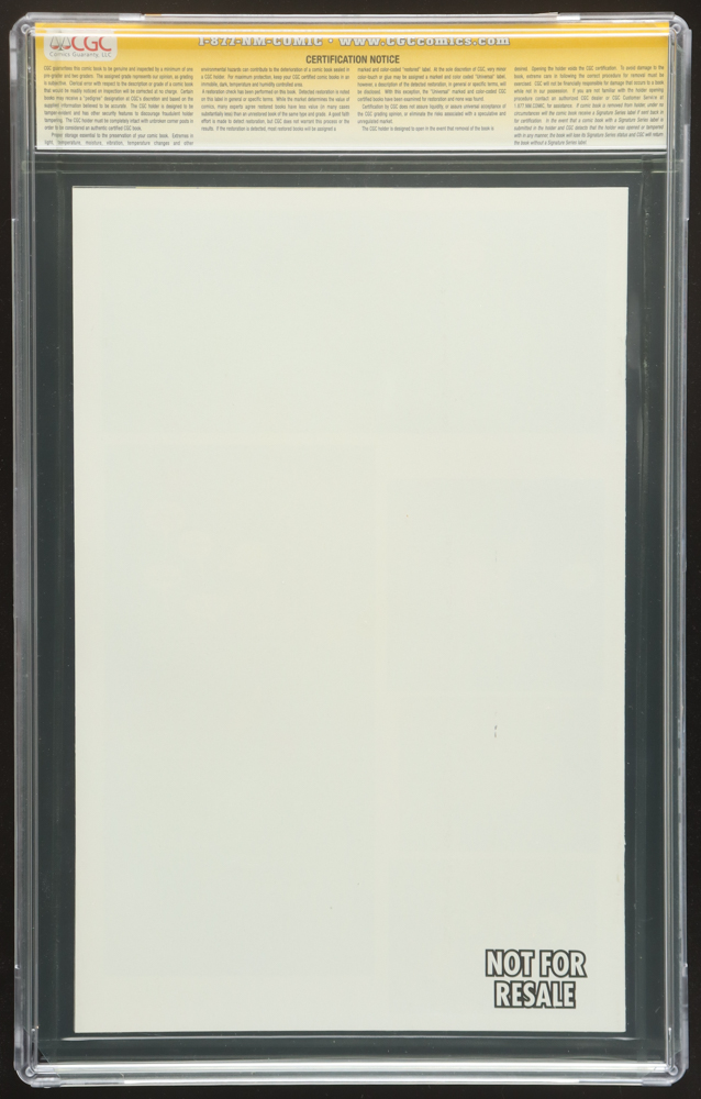 Leinil Francis Yu & Brian Michael Bendis Signed 2007 "The New Avengers" #31 Marvel Comic Book (CGC 9.8) at PristineAuction.com Leinil Francis Yu & Brian Michael Bendis Signed 2007 "The New Avengers" #31 Marvel Comic Book (CGC 9.8) at PristineAuction.com