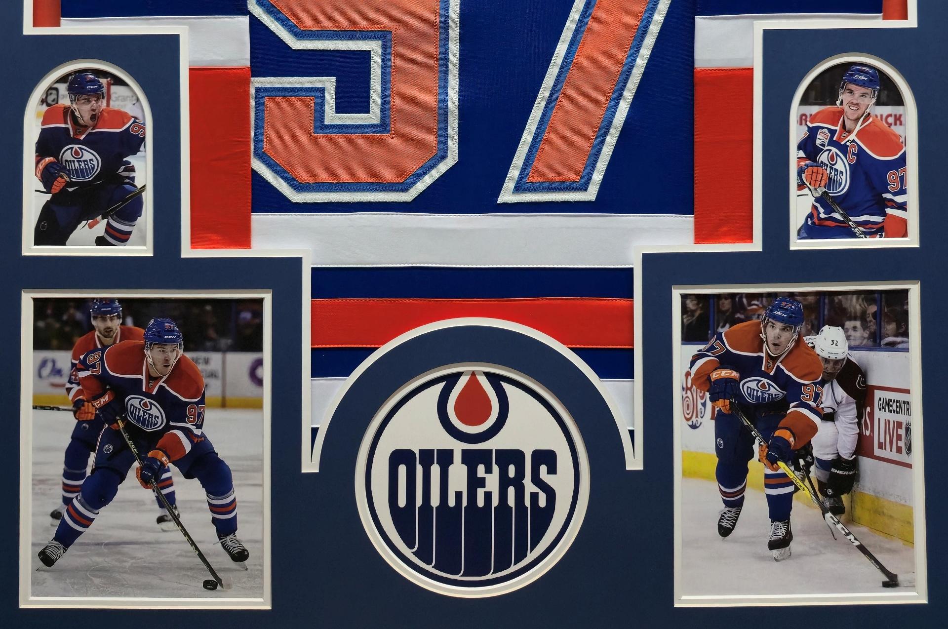 Connor McDavid Custom Framed Jersey Display at PristineAuction.com Connor McDavid Custom Framed Jersey Display at PristineAuction.com