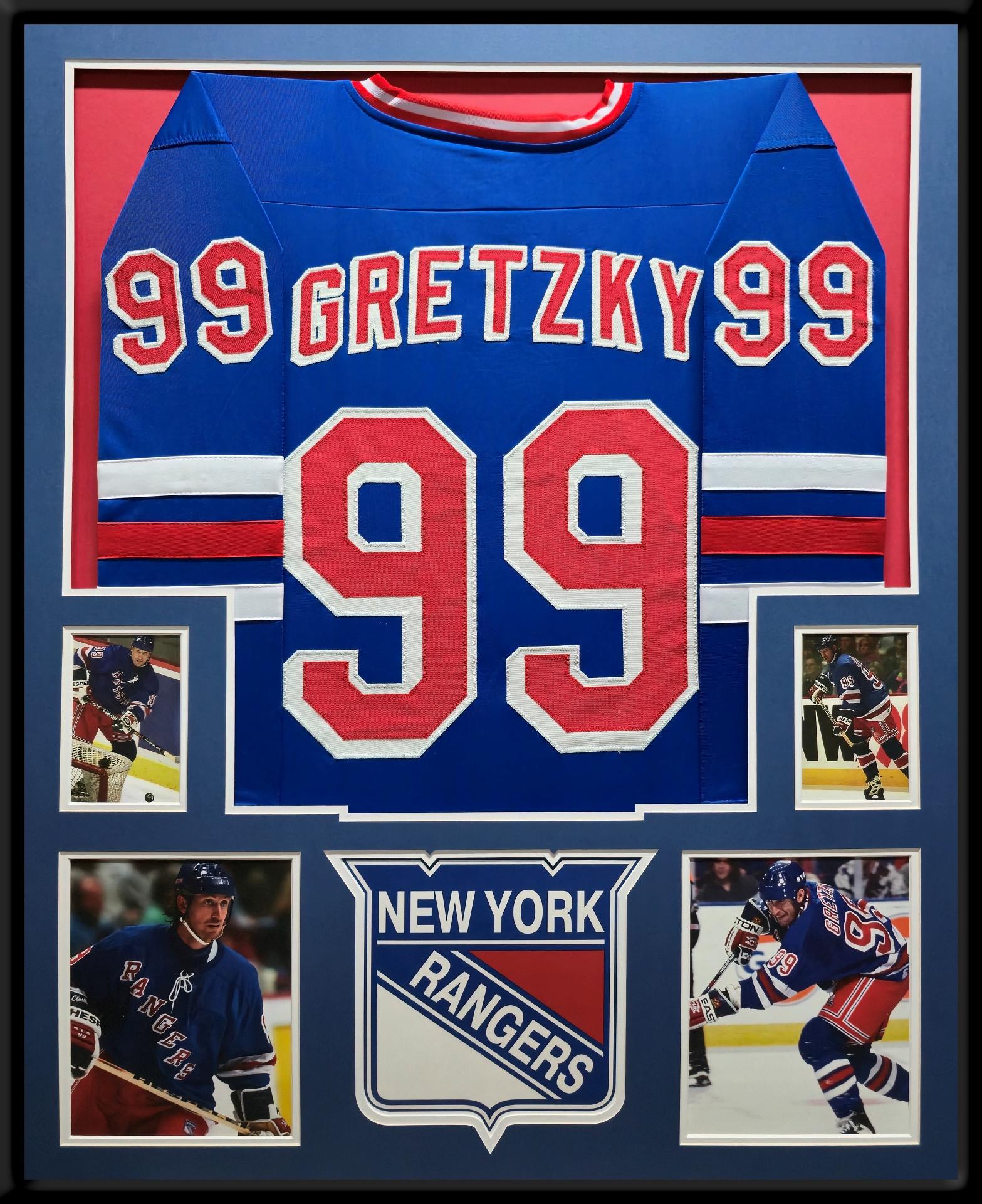 Wayne Gretzky Custom Framed Jersey Display at PristineAuction.com Wayne Gretzky Custom Framed Jersey Display at PristineAuction.com