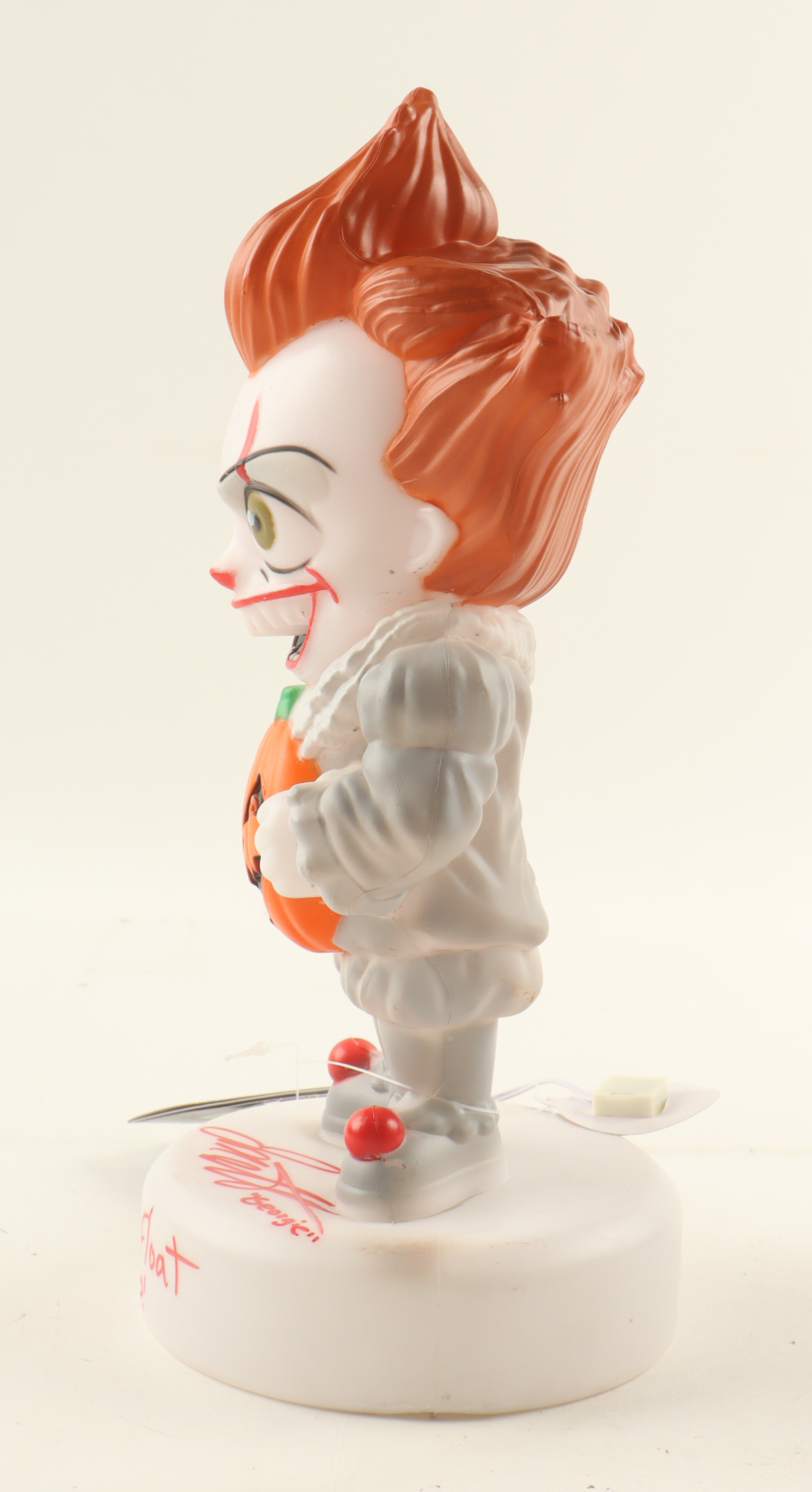 Jackson Robert Scott Signed "IT" Pennywise Character Lamp Inscribed "Georgie/ You'll Float Too!" (JSA) at PristineAuction.com Jackson Robert Scott Signed "IT" Pennywise Character Lamp Inscribed "Georgie/ You'll Float Too!" (JSA) at PristineAuction.com