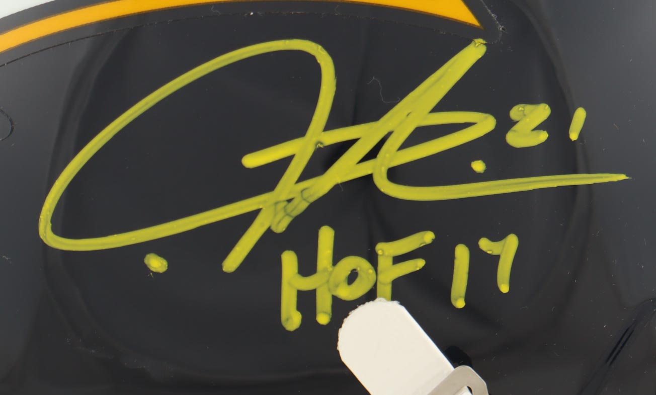 LaDainian Tomlinson Signed Chargers Full-Size Speed Helmet Inscribed "HOF 17" (Beckett) at PristineAuction.com LaDainian Tomlinson Signed Chargers Full-Size Speed Helmet Inscribed "HOF 17" (Beckett) at PristineAuction.com