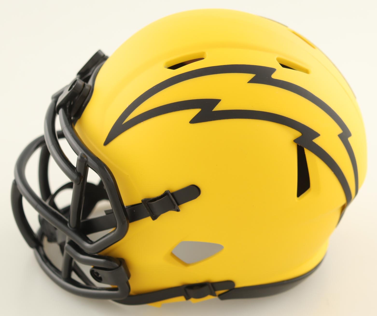 LaDainian Tomlinson Signed Chargers Rave Alternate Speed Mini Helmet (Beckett) at PristineAuction.com LaDainian Tomlinson Signed Chargers Rave Alternate Speed Mini Helmet (Beckett) at PristineAuction.com