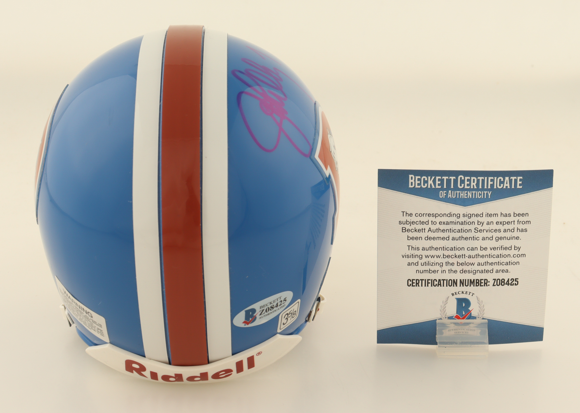 John Elway Signed Broncos Throwback Mini Helmet (Beckett) at PristineAuction.com John Elway Signed Broncos Throwback Mini Helmet (Beckett) at PristineAuction.com