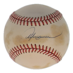 Andre Dawson Signed ONL Baseball (JSA) at PristineAuction.com Andre Dawson Signed ONL Baseball (JSA) at PristineAuction.com