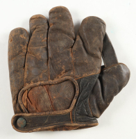 1930 Wright Ditson Vintage Baseball Glove at PristineAuction.com