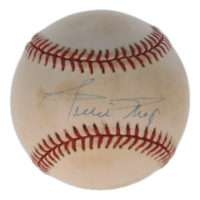 Willie Mays Signed ONL Baseball (JSA) at PristineAuction.com