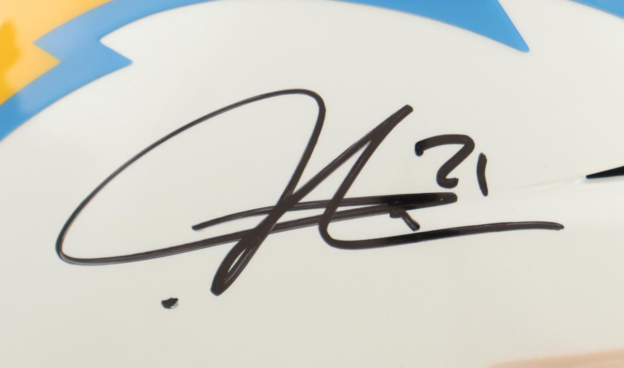 LaDainian Tomlinson Signed Chargers Mid-Size SpeedFlex Helmet With Visor (Beckett) at PristineAuction.com LaDainian Tomlinson Signed Chargers Mid-Size SpeedFlex Helmet With Visor (Beckett) at PristineAuction.com