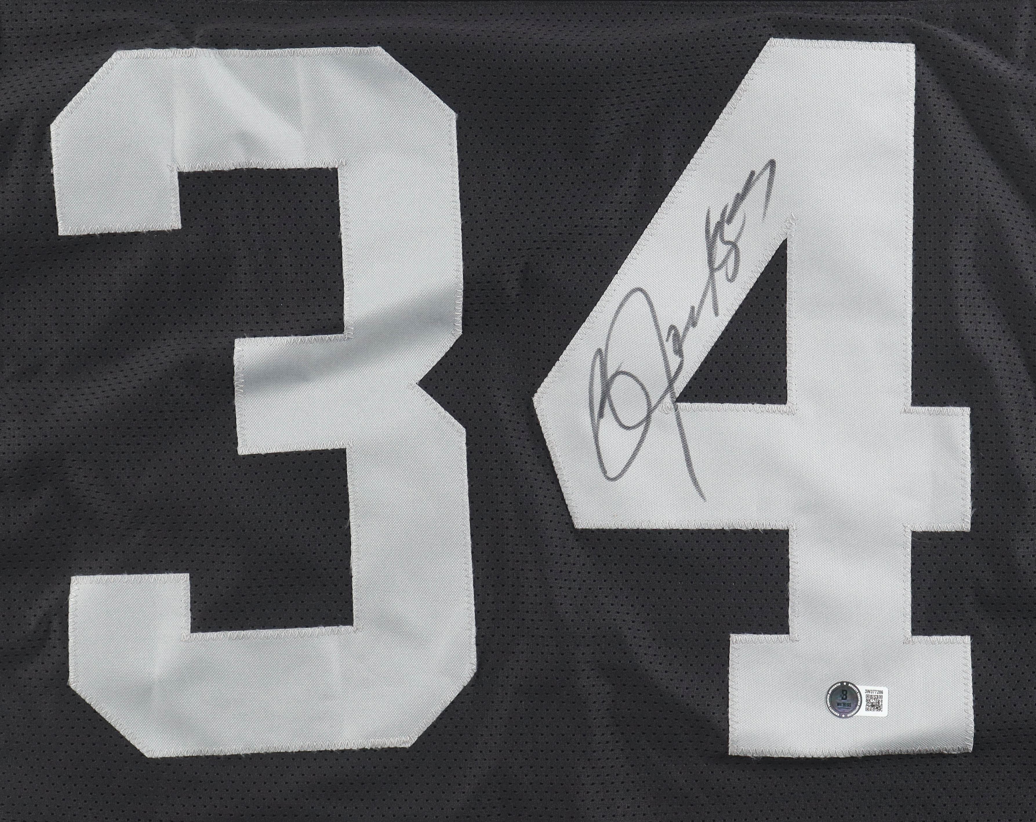 Bo Jackson Signed Jersey (Beckett) at PristineAuction.com Bo Jackson Signed Jersey (Beckett) at PristineAuction.com