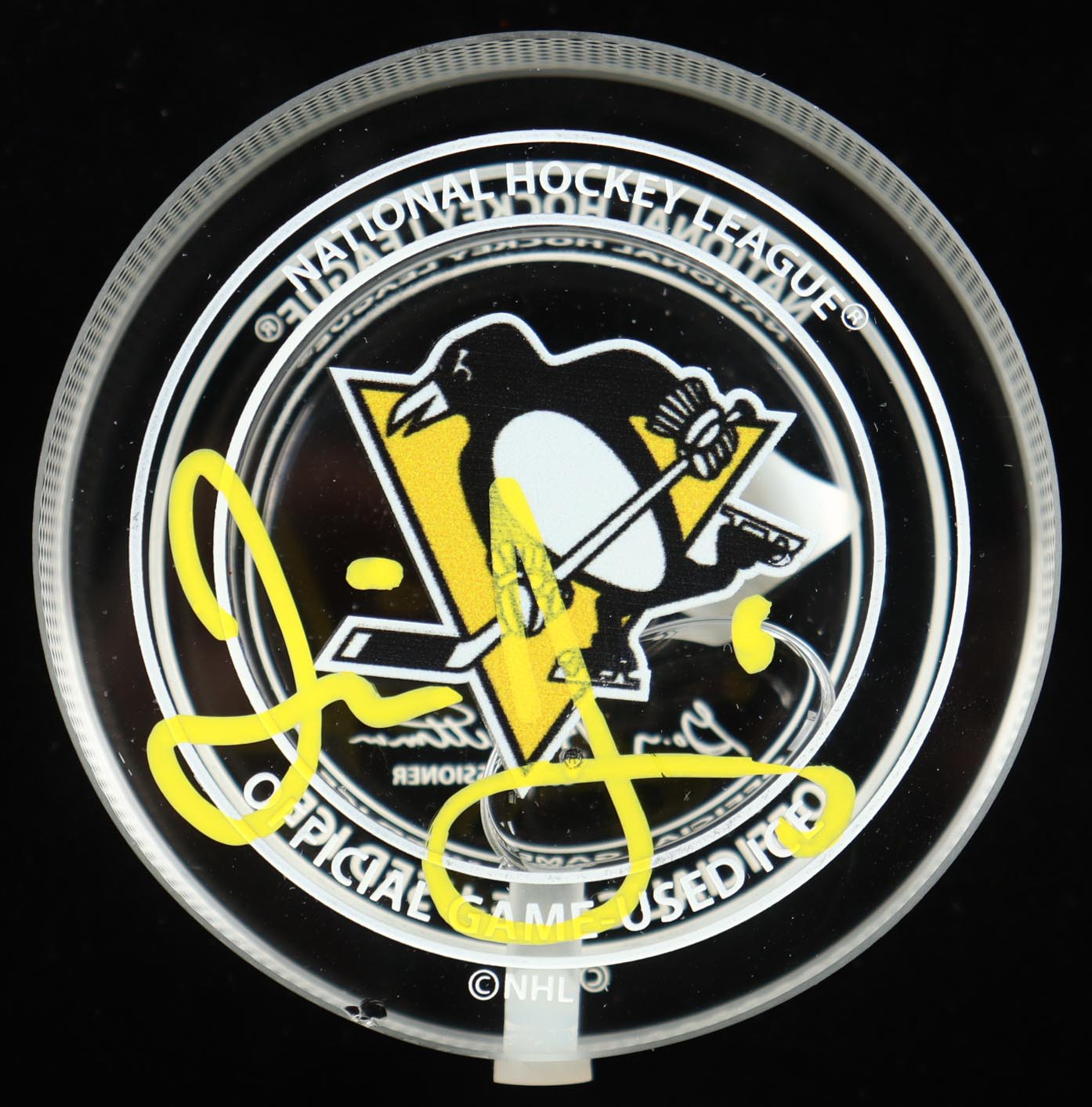 Jaromir Jagr Signed Penguins Crystal Hockey Puck Filled with Game-Used 2024-25 Season Ice (Fanatics) at PristineAuction.com Jaromir Jagr Signed Penguins Crystal Hockey Puck Filled with Game-Used 2024-25 Season Ice (Fanatics) at PristineAuction.com